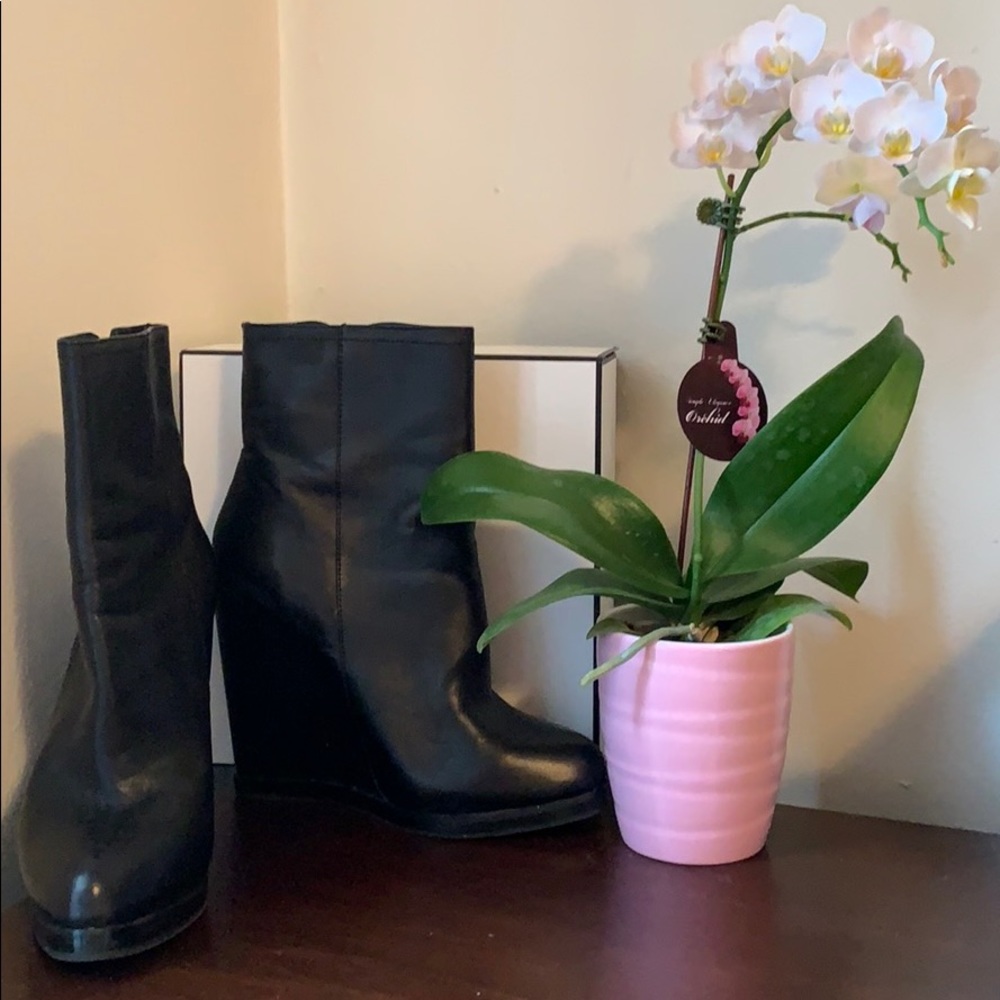 Wedge booties